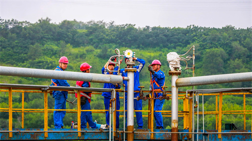 94bb08b24a1eb7259e98abfad8704f9b_00300061483_cd597e4e.jpg 94bb08b24a1eb7259e98abfad8704f9b_00300061483_cd597e4e.jpg