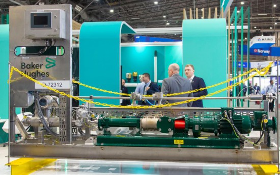 这是2024年5月6日在美国休斯敦国际海洋油气技术大会及设备展上拍摄的展示装备。新华社发（劳承跃摄）