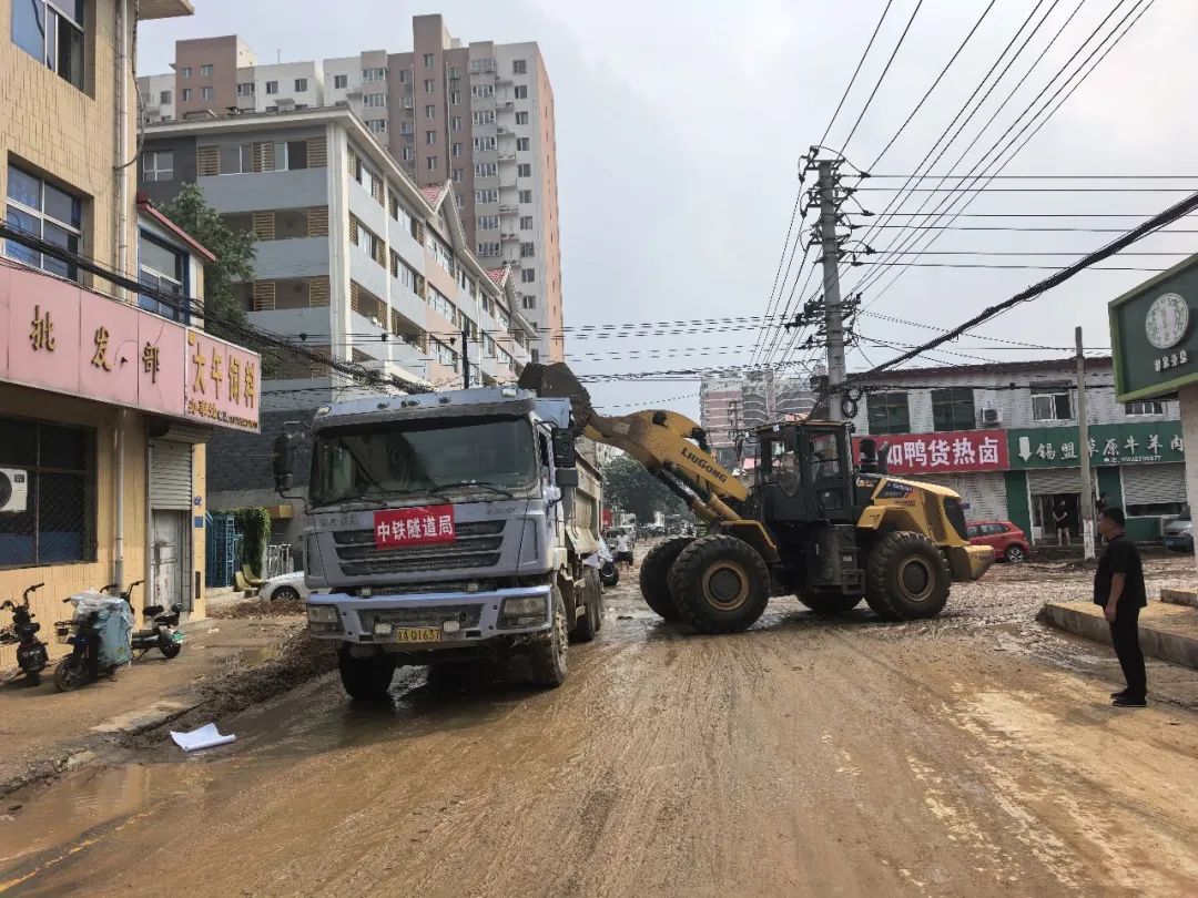 协助阜平县做好应急抢险工作.jpg 协助阜平县做好应急抢险工作.jpg