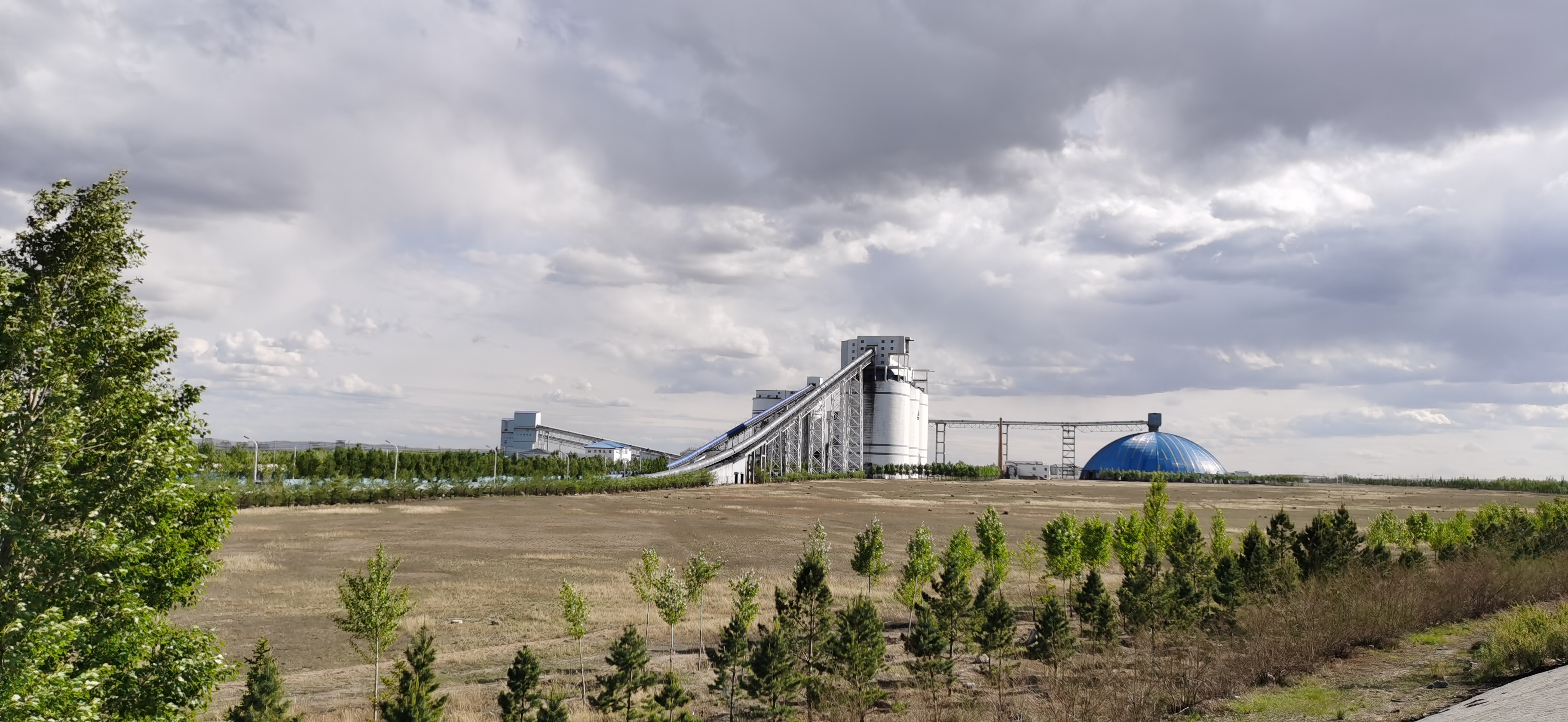 92公司神华北电煤来灰去 (1).jpg 92公司神华北电煤来灰去 (1).jpg