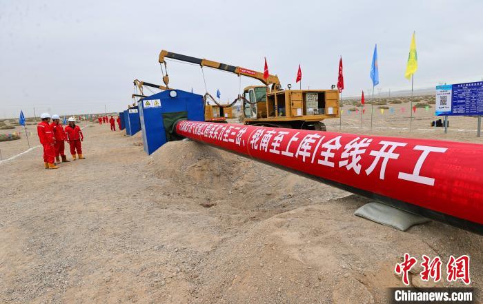 工程建设现场。陈士兵 摄