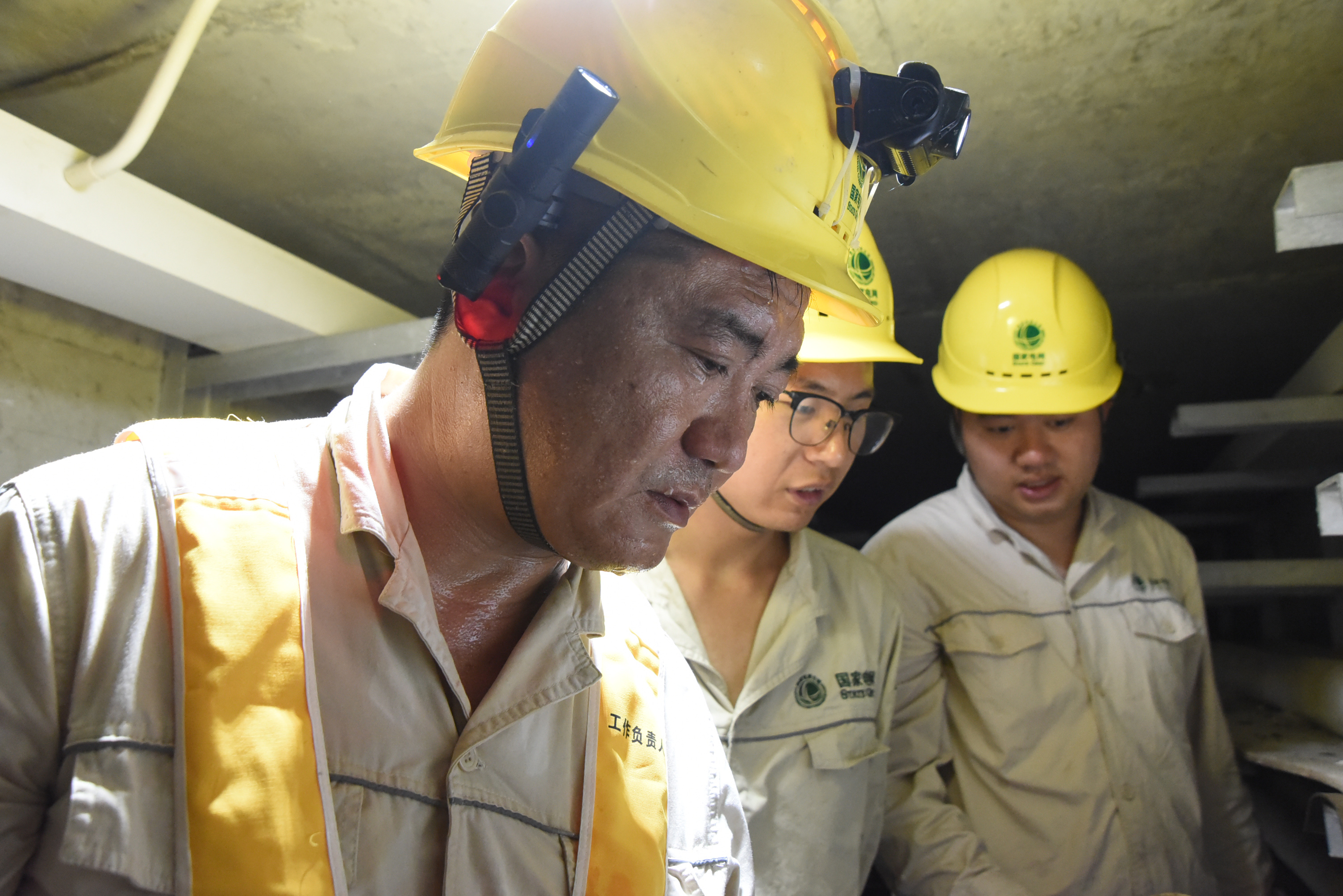 DSC_7998.jpg DSC_7998.jpg