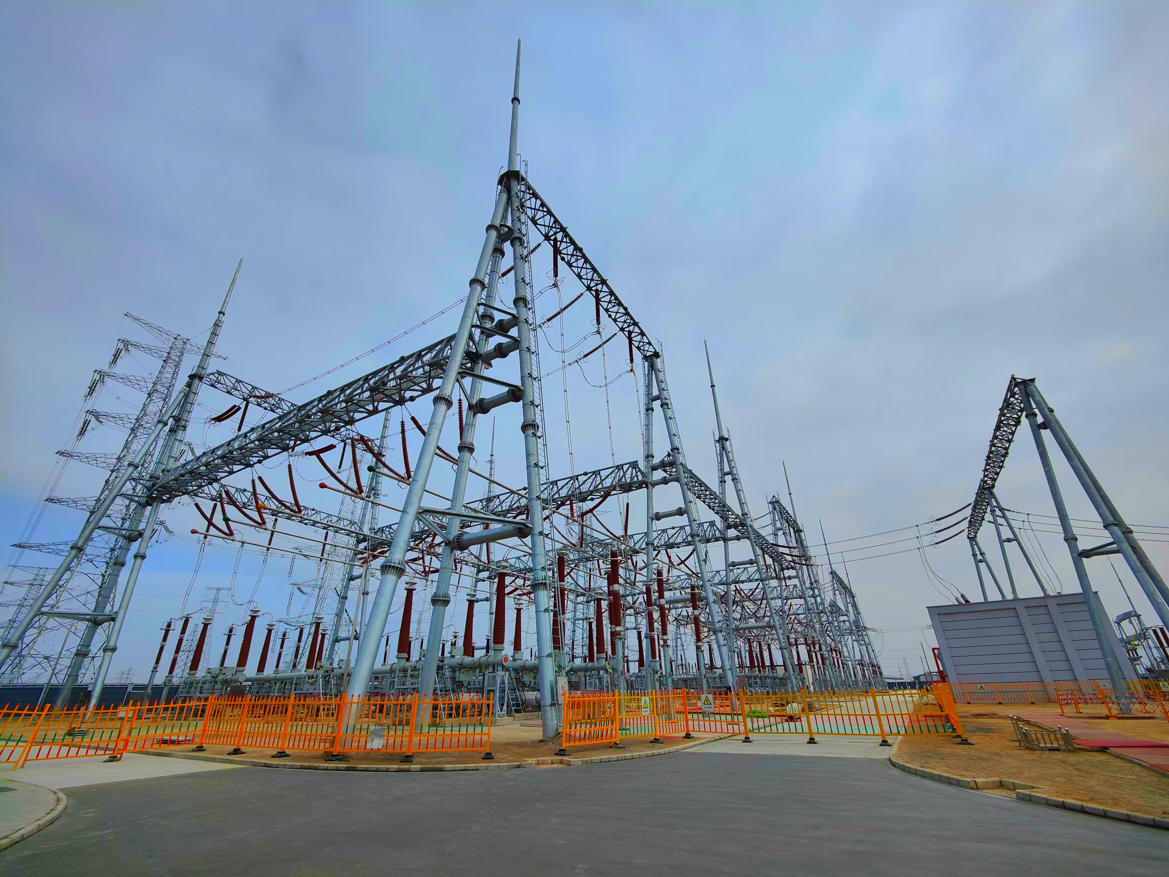 甘肃兰州甘露330千伏变电站工程。史双绚摄 (3).jpg