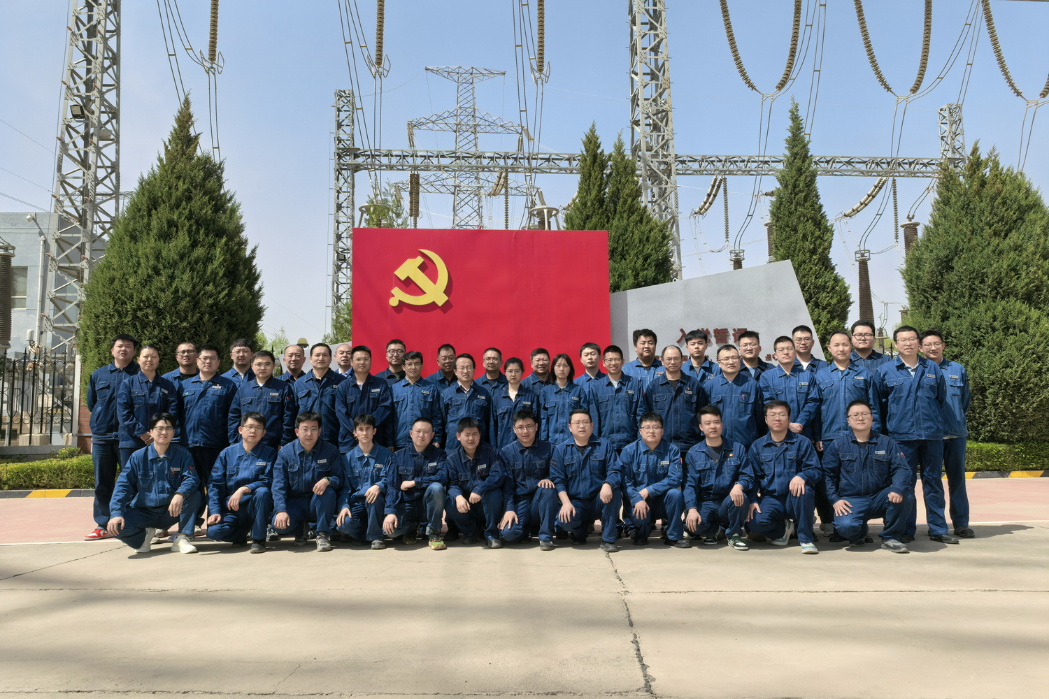 刘家峡水电厂：青春筑梦刘电 奉献点亮光明 (1).jpg